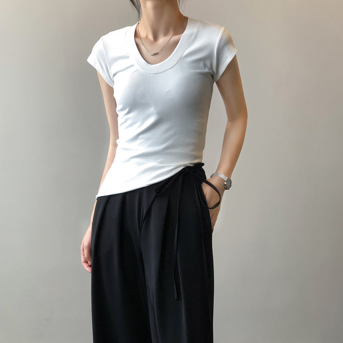 Solid Color T shirt for Women Summer Simplicity U Collar Slimming Stretch T shirt Top for Women